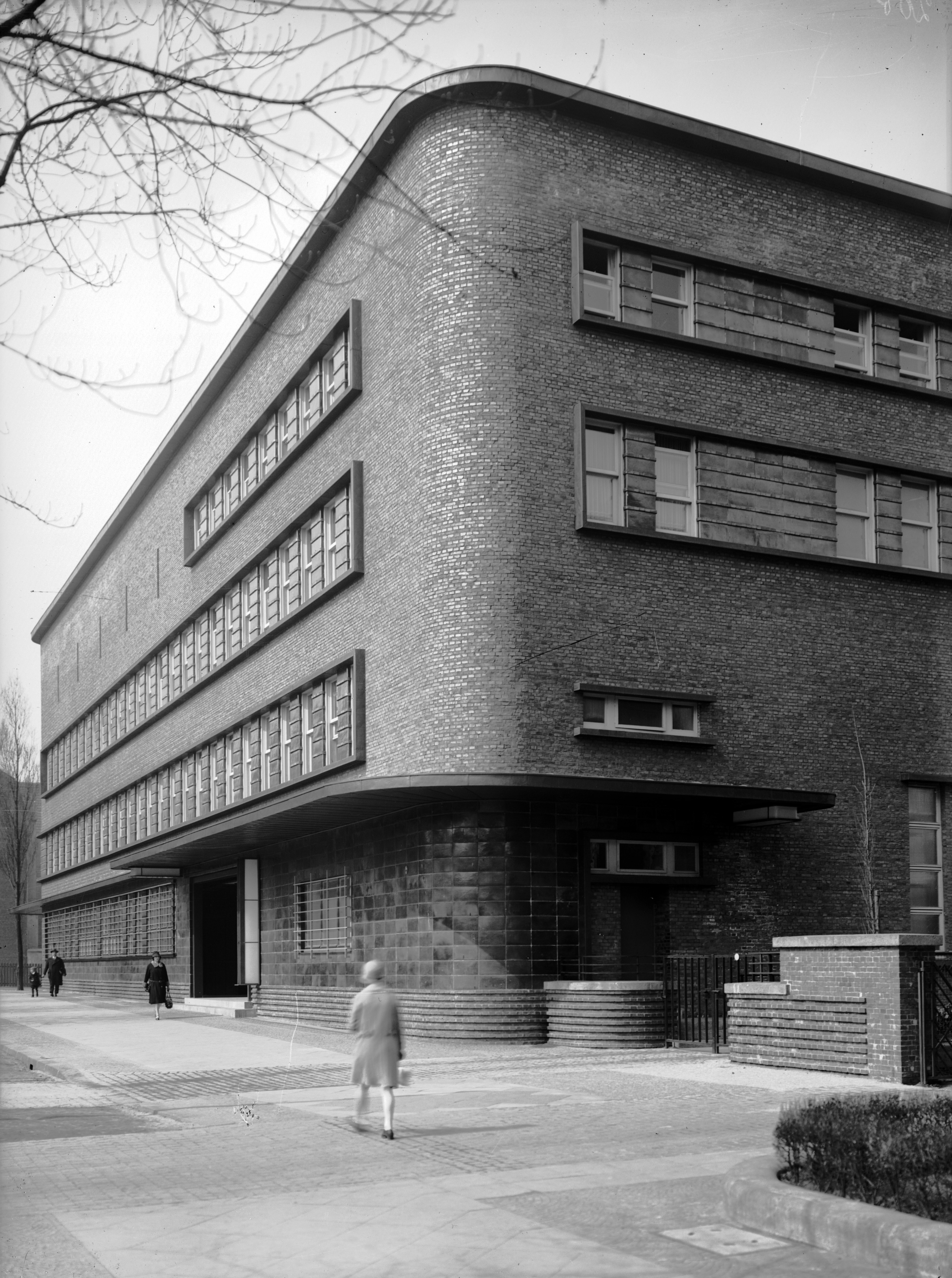 Verwaltungsgebäude des Siedlungsverbandes Ruhrkohlenbezirk an der Kronprinzenstraße in Essen 1929.