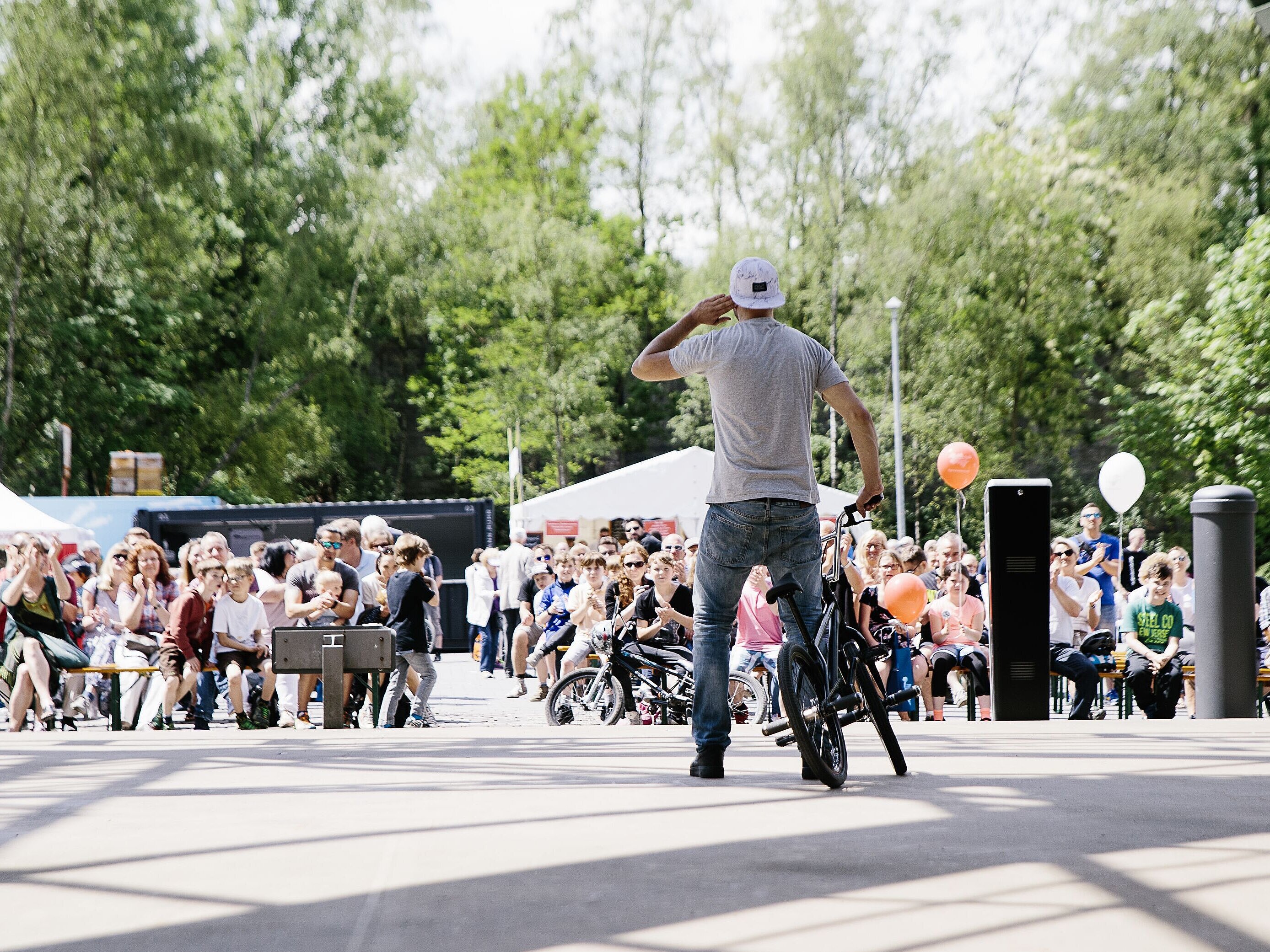 Fahrradsommer der Industriekultur 2018 des Regionalverbandes Ruhr (RVR) an der Jahrhunderthalle in Bochum.