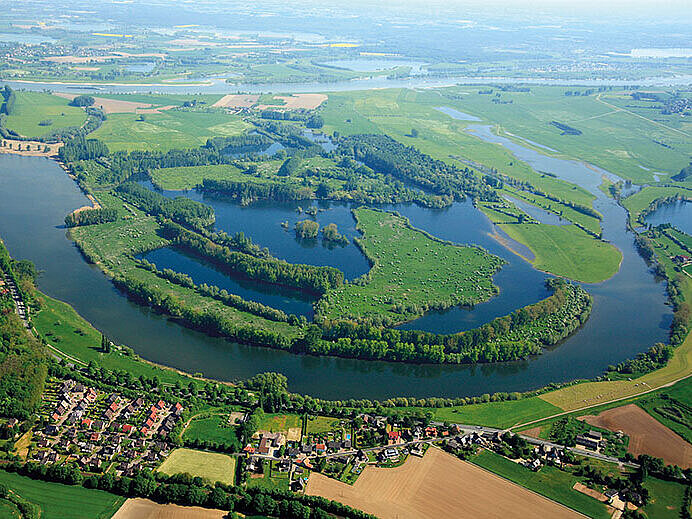 Luftaufnahme der Bislicher Insel in Xanten.
