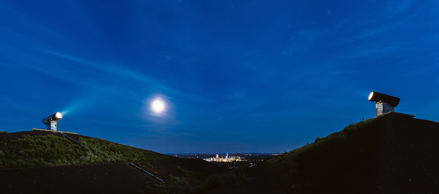 Lichtinstallation auf der Halde Rungenberg in Gelsenkirchen.