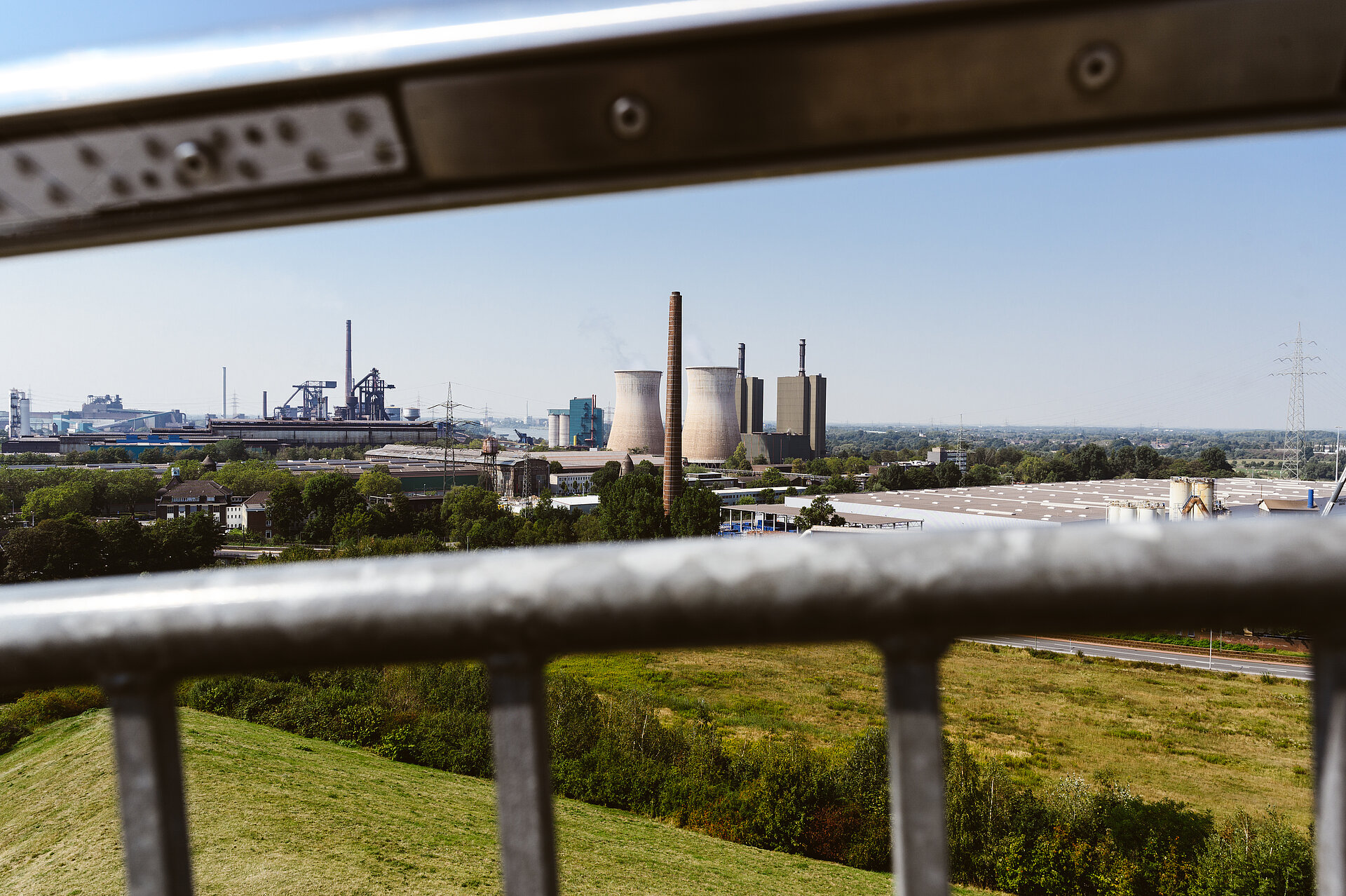 Blick von der Industriekultur auf die Industrie.