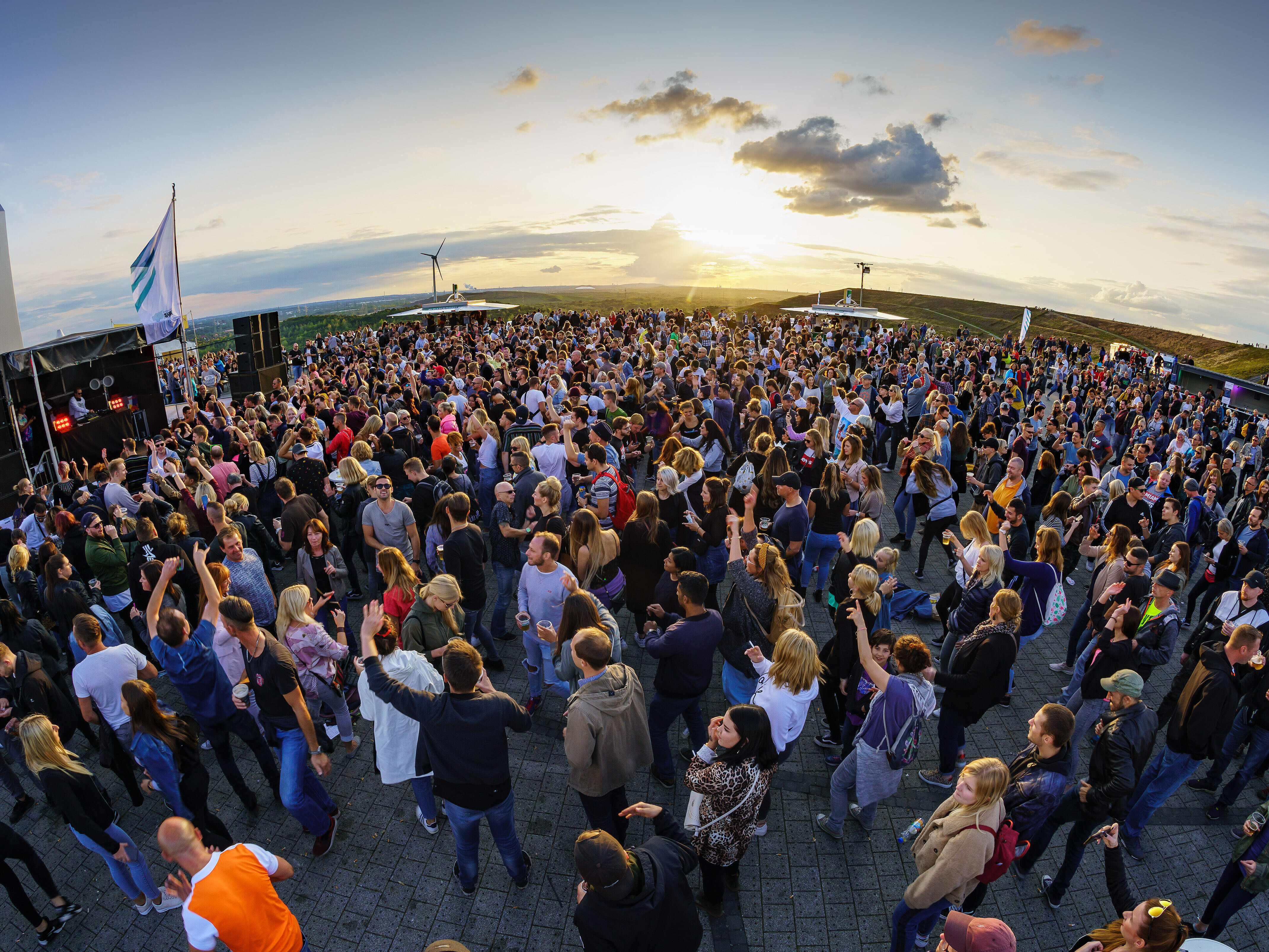 Knapp 9.000 Besucher haben beim diesjährigen SunsetPicknick getanzt, gefeiert und gechillt. 
