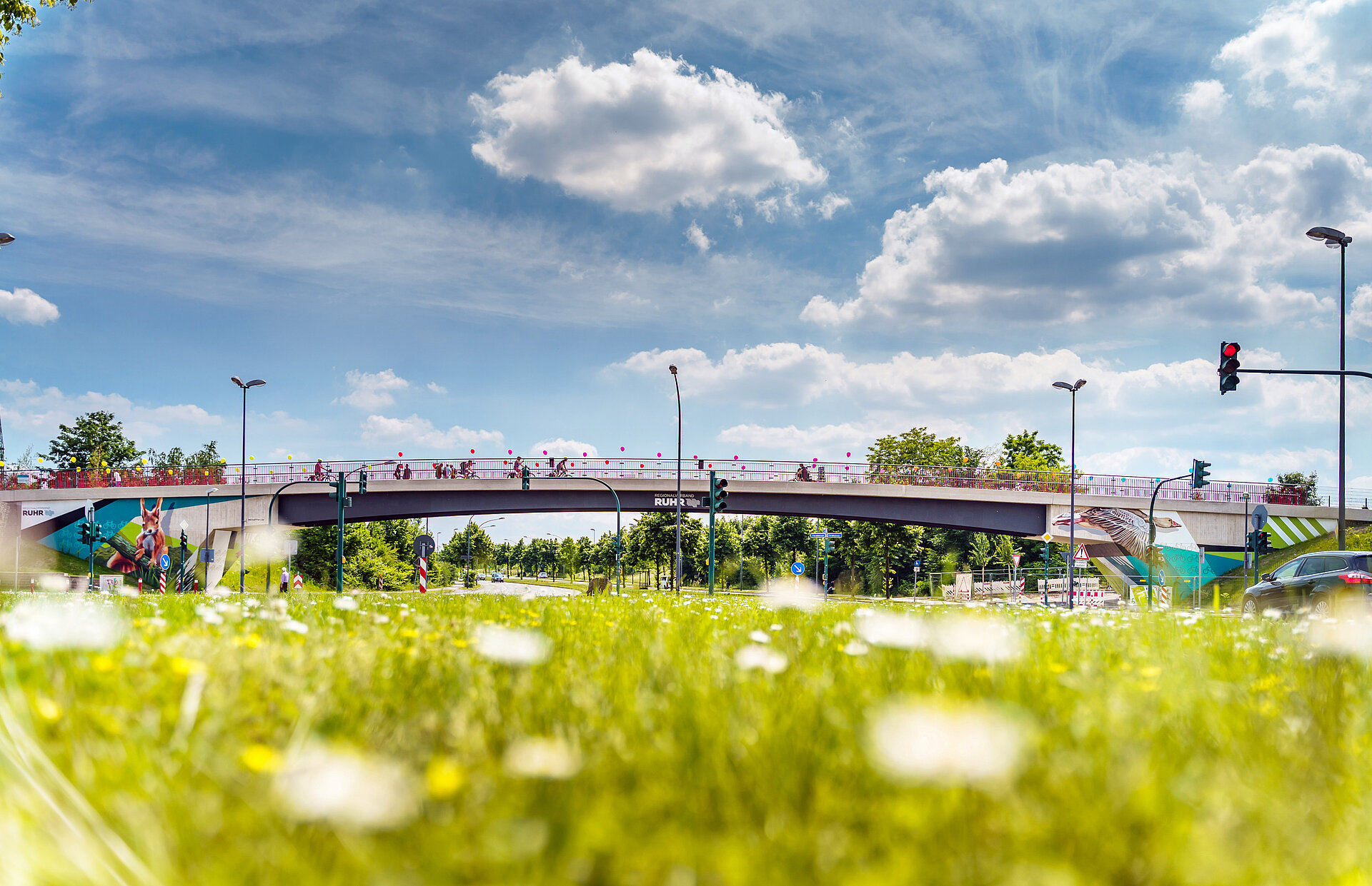 Offizielle Eröffnung der Brücke für den Radschnellweg RS1 über den Berthold-Beitz-Boulevard in Essen im Juni 2021.