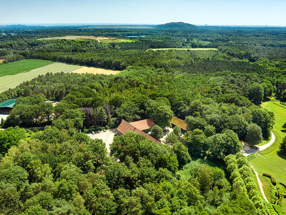 RVR-Besucherzentrum Heidhof in Bottrop-Kirchhellen aus der Vogelperspektive.