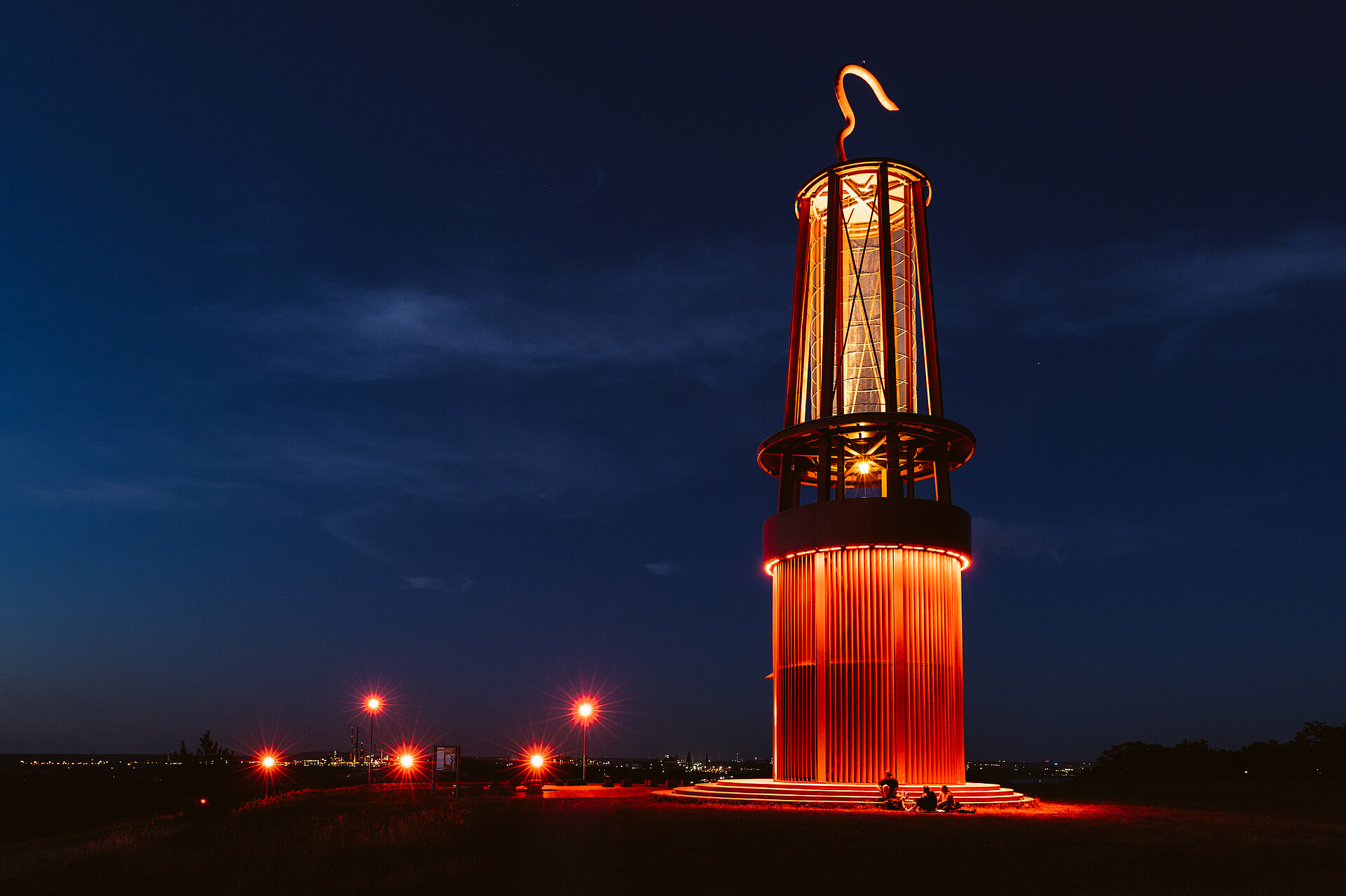 Nachtaufnahme der Halde Rheinpreußen.