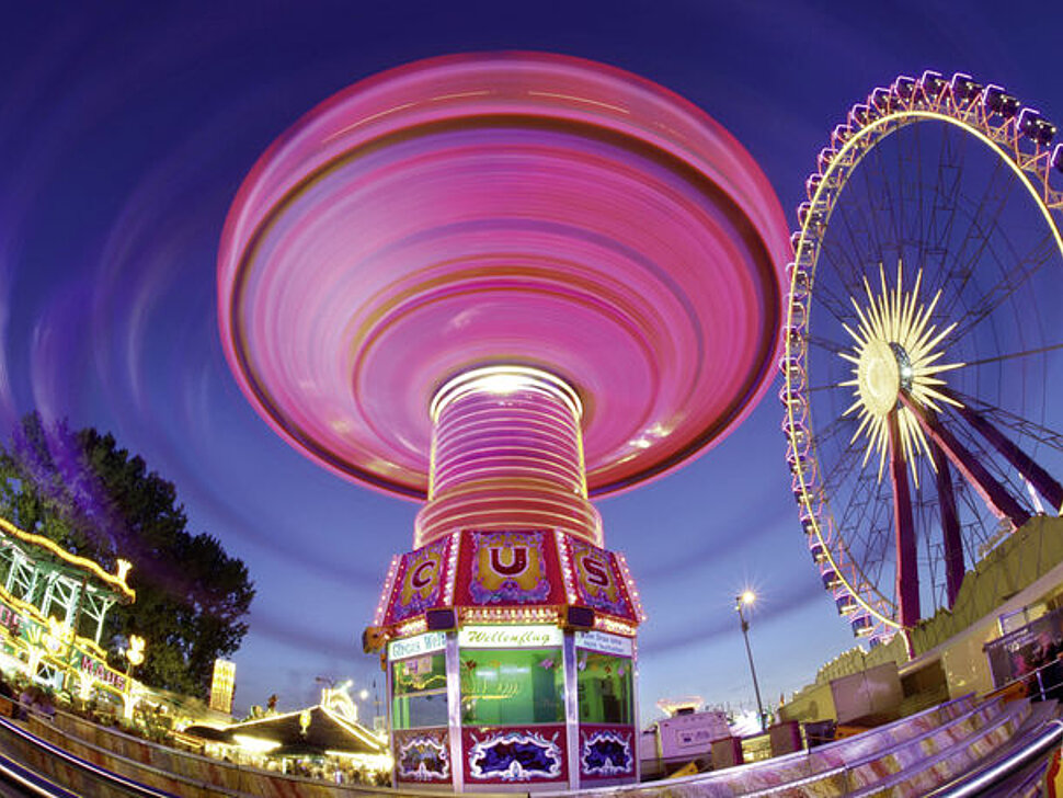 Cranger Kirmes am Abend. Foto: Stadtmarketing Herne