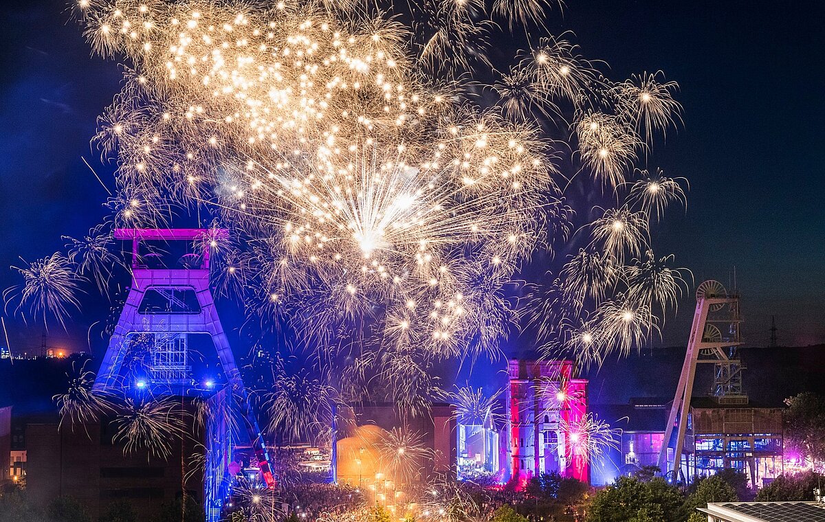 Das Feuerwerk zur ExtraSchicht auf der Zeche Ewald
