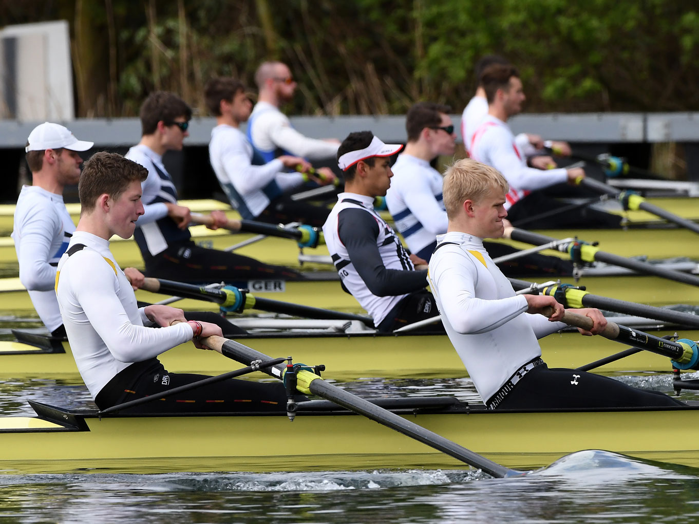 Kanu-Fahrer auf dem Wasser.