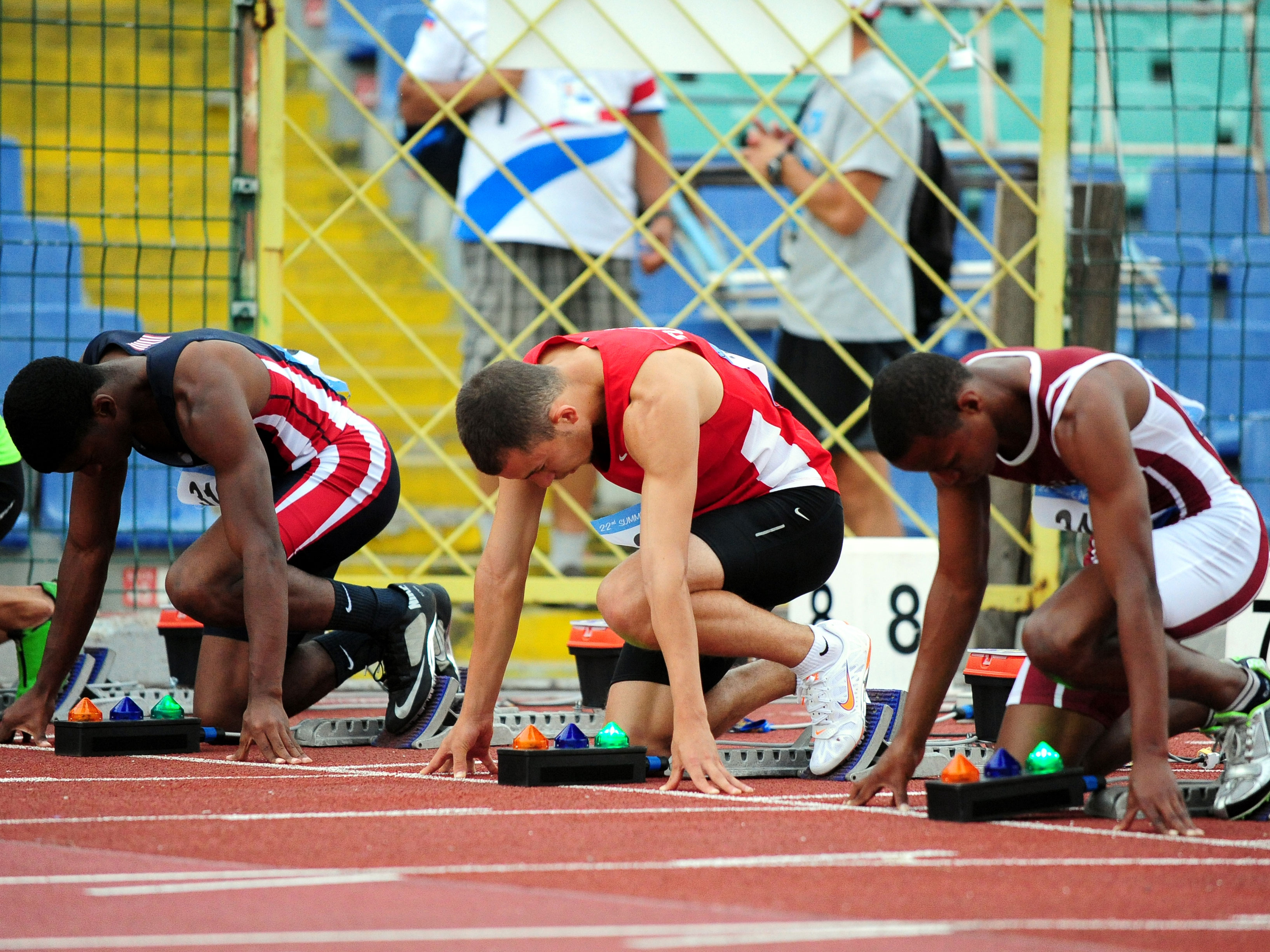 Im Wattenscheider Lohrheidestadion kämpfen die gehörlosen Leichtathleten 2019 um EM-Titel.