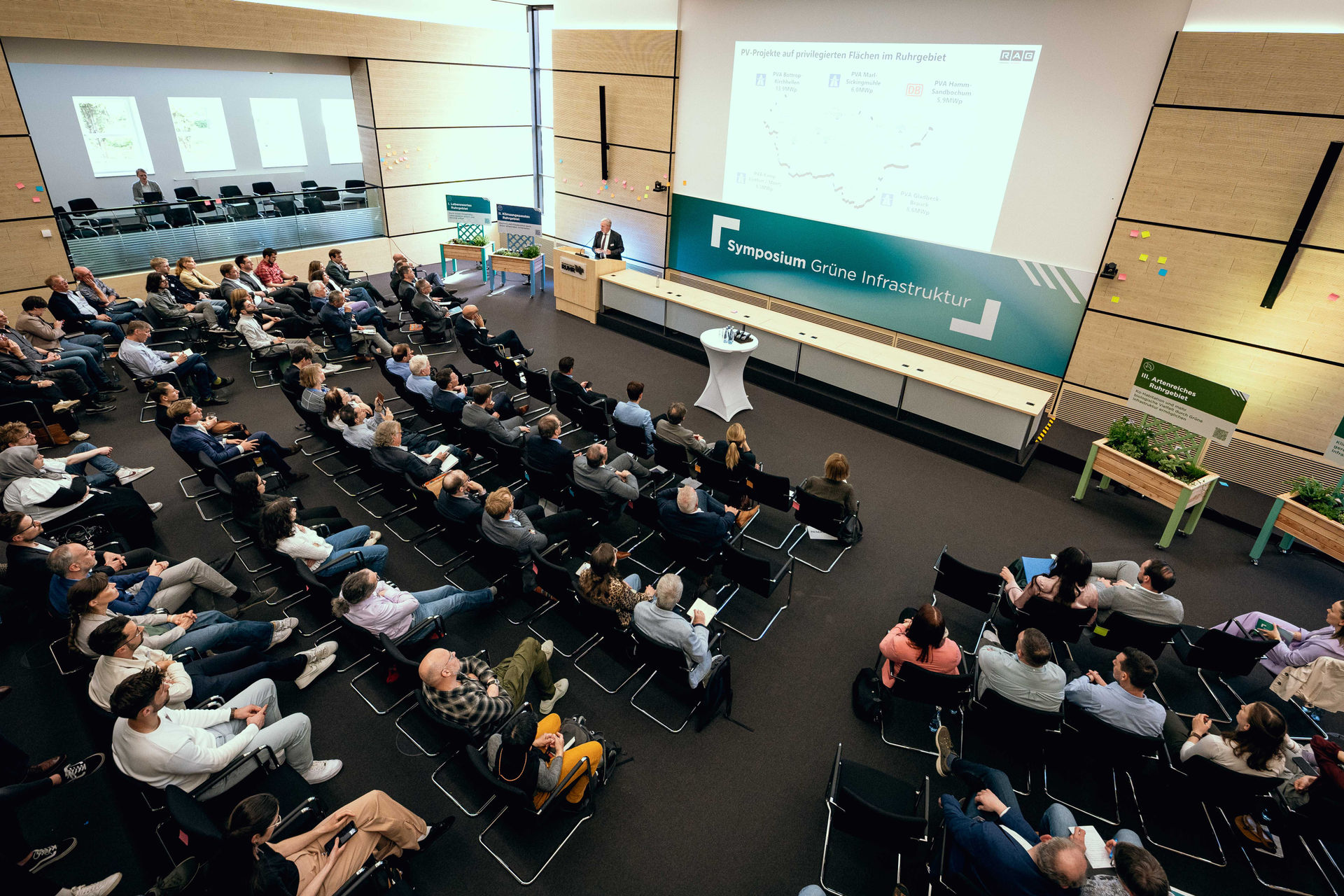 Publikum des Symposiums Grüne Infrastruktur aus der Vogelperspektive