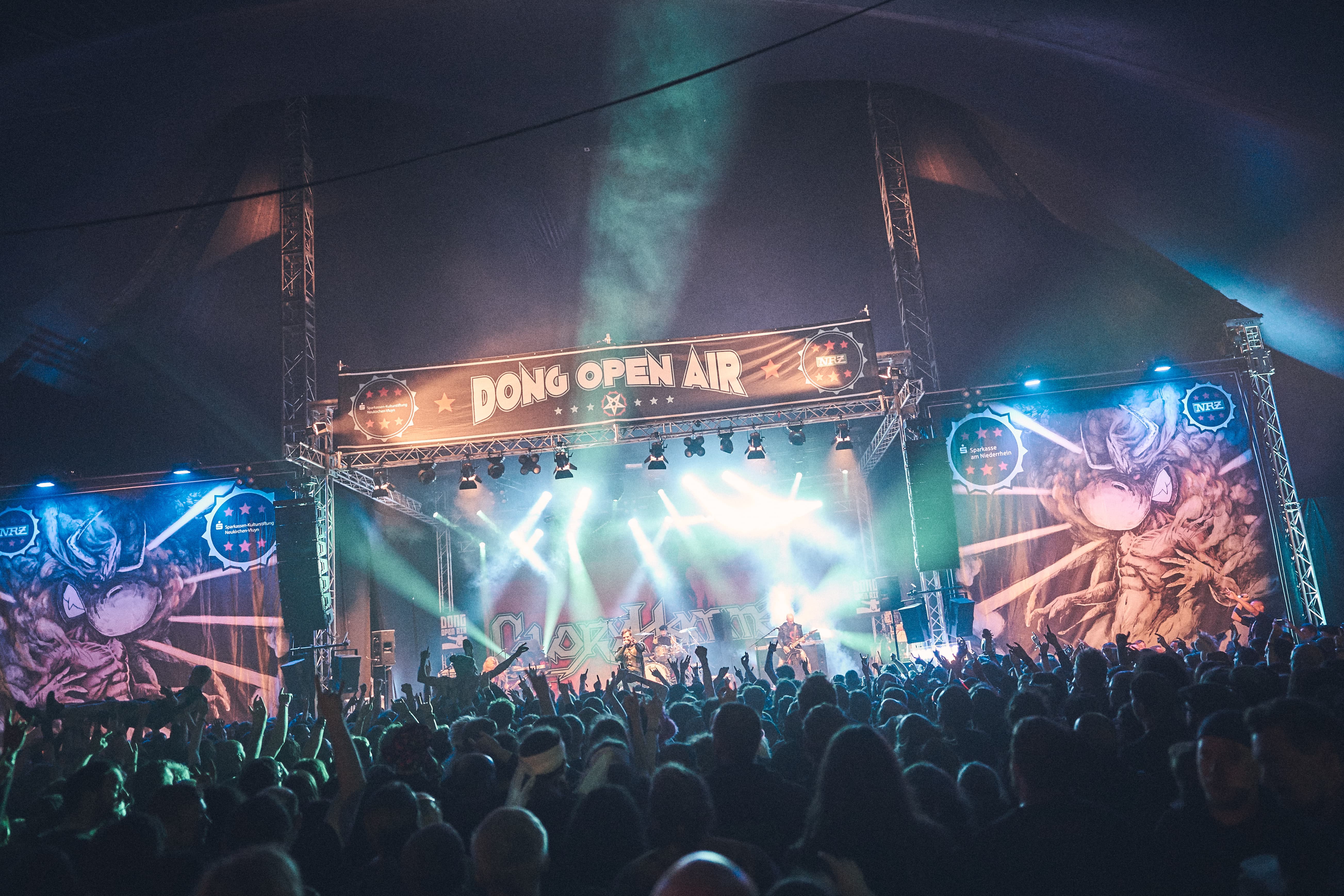 Festival Dong open air.