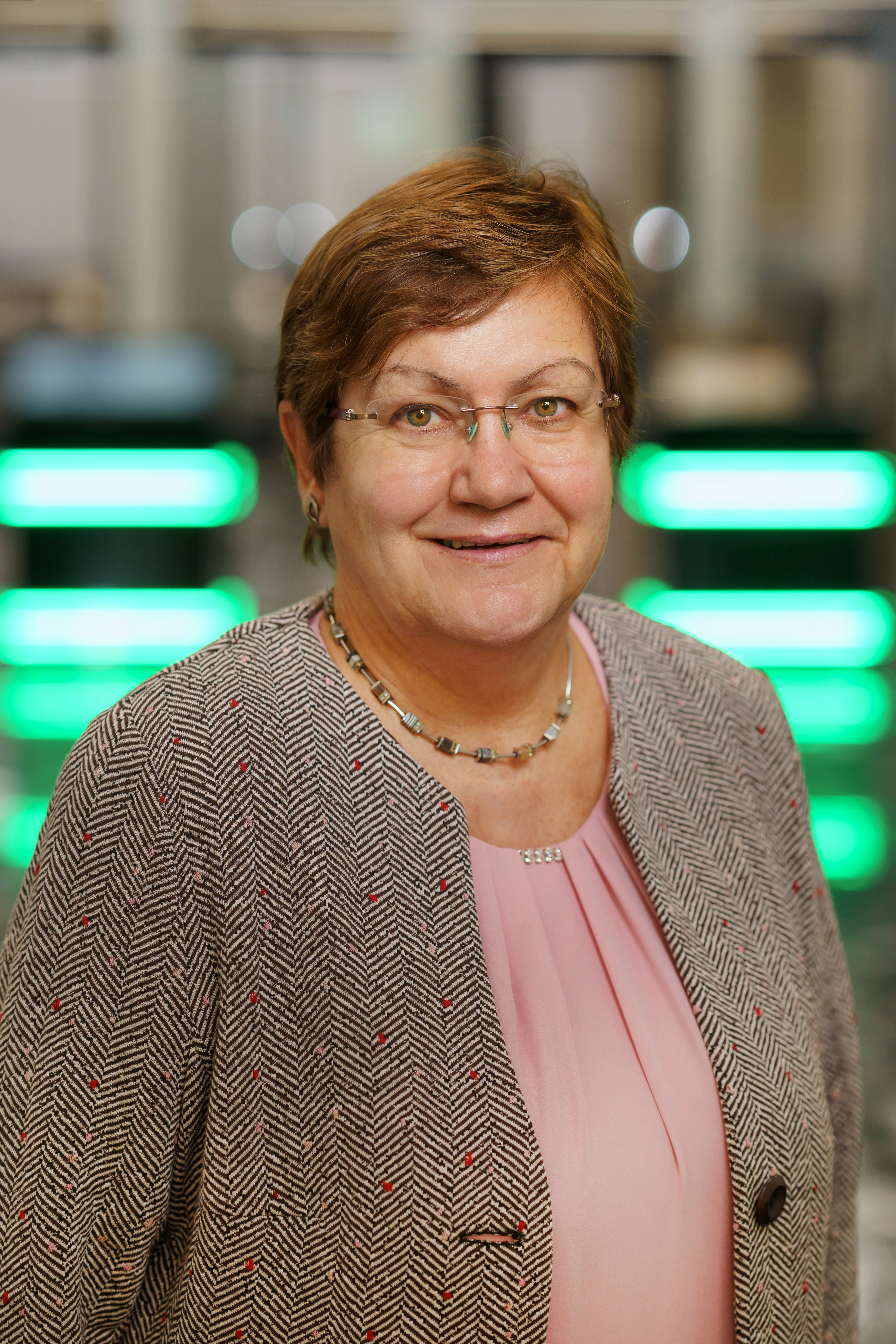 Portraitfoto: Karola Geiß-Netthöfel ist RVR-Regionaldirektorin und Bereichsleiterin Strategische Entwicklung und Kommunikation.