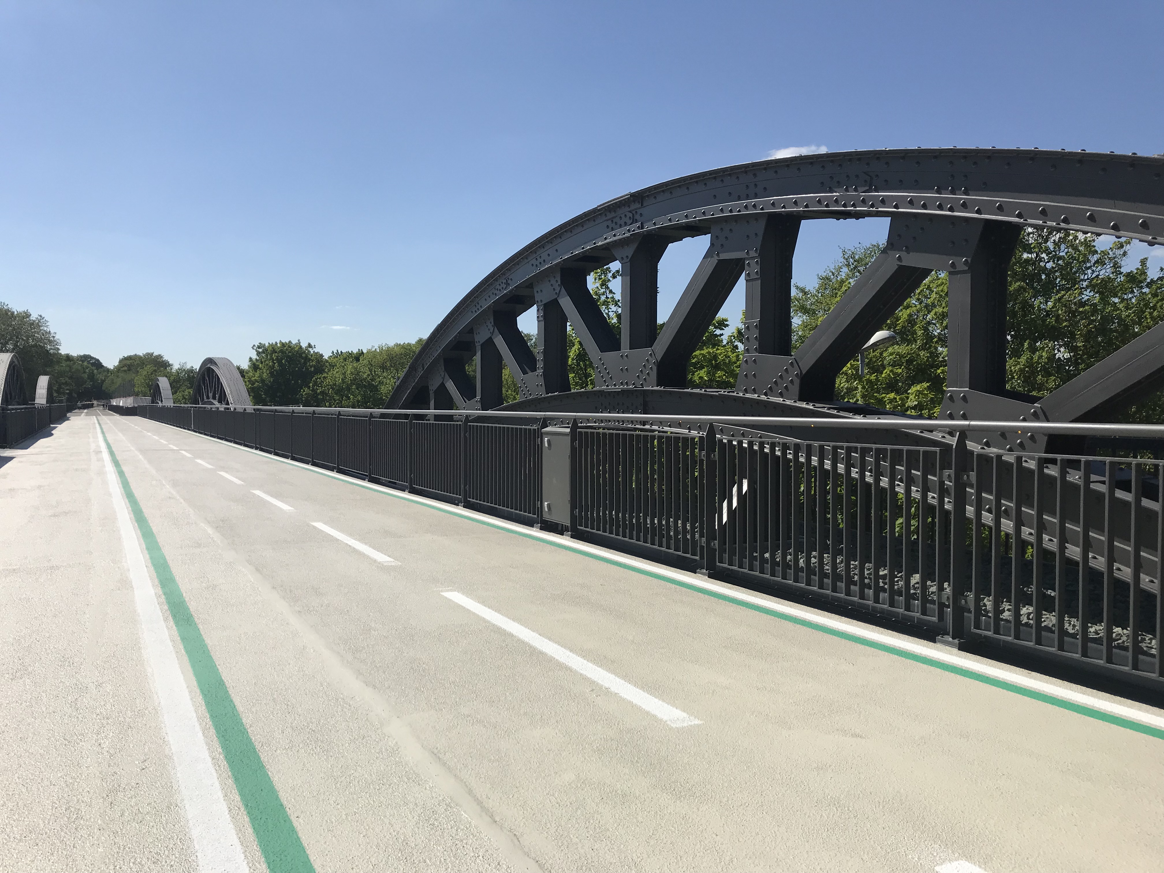 Das neu eröffnete Teilstück des Radschnellwegs Ruhr (RS 1) in Mülheim. 