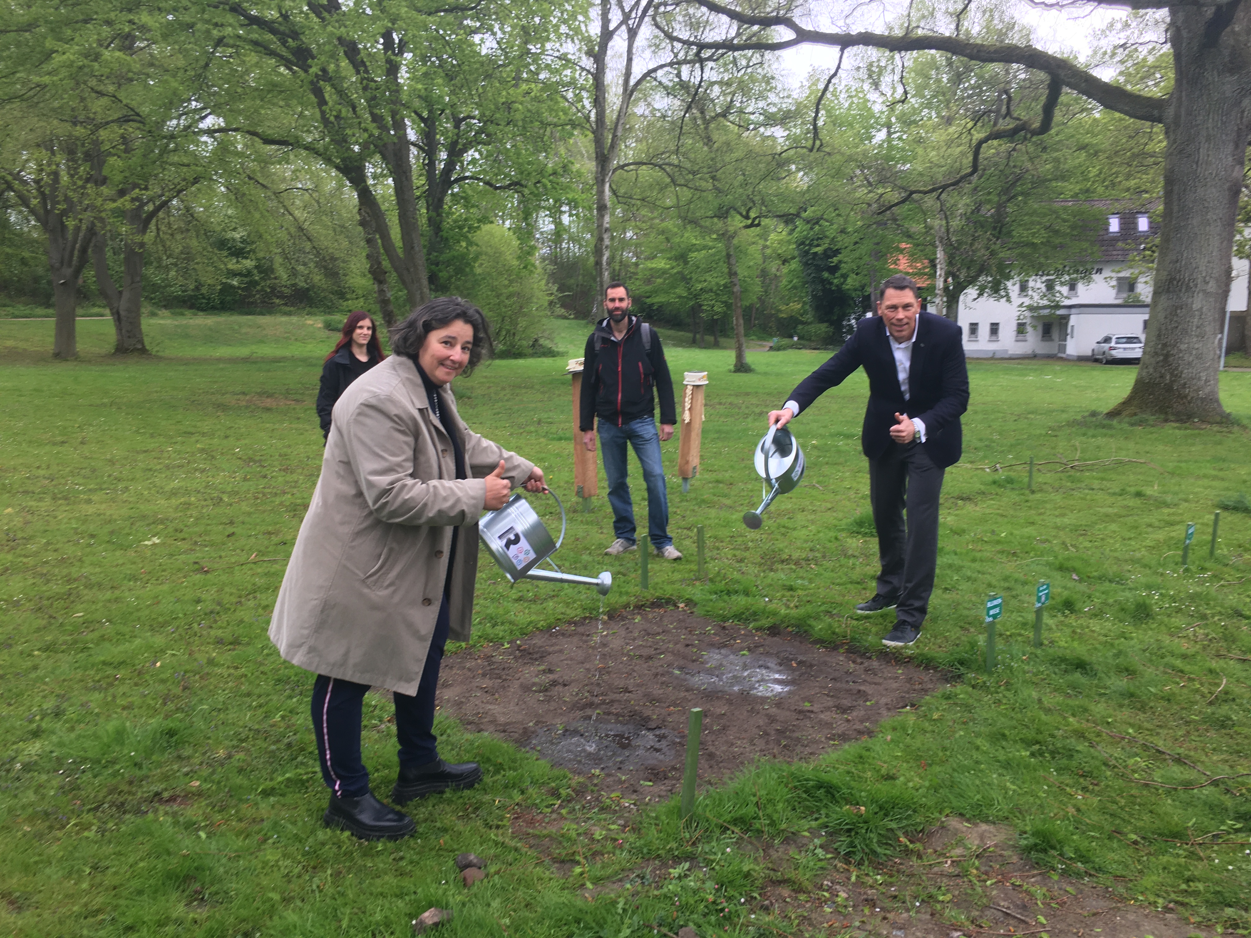 Los geht's im Revierpark Wischlingen mit der Aktion "Quadratmeter Experiment" zur Umweltbildung.