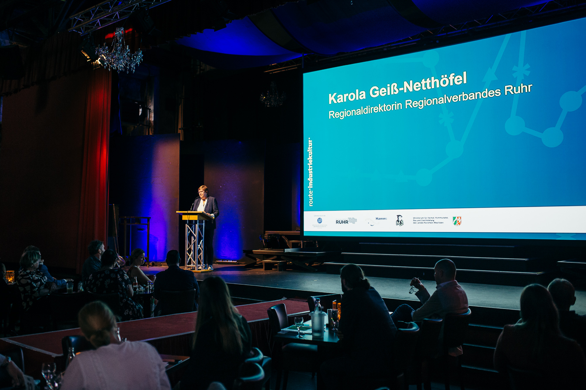RVR-Regionaldirektorin Karola Geiß-Netthöfel bei der Präsentation in Herten.