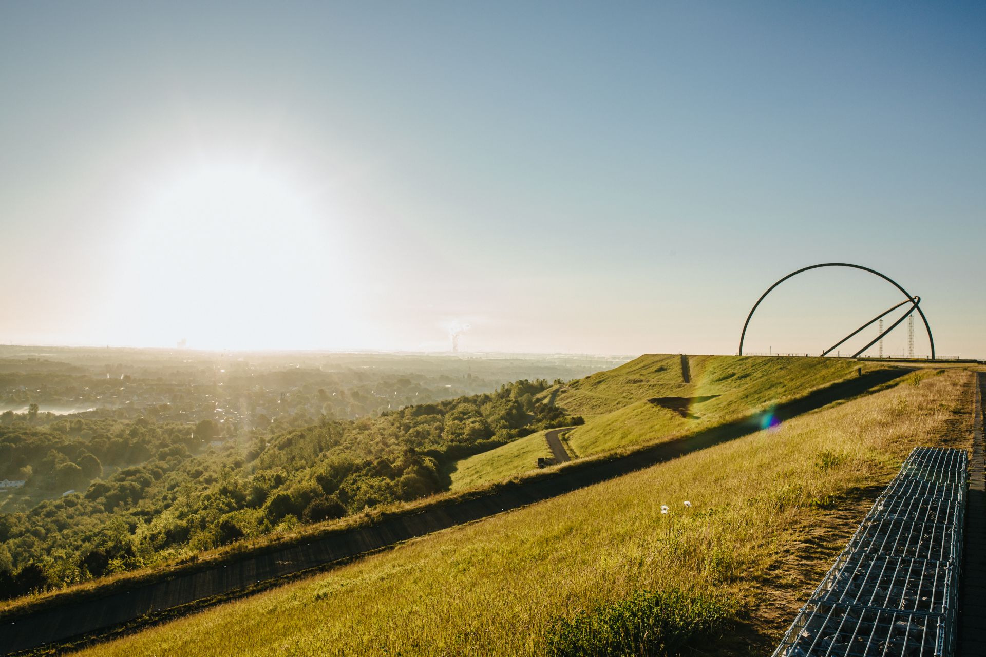 Blick übers Ruhrgebiet von der Halde Hoheward an der Stadtgrenze Herten/Recklinghausen.