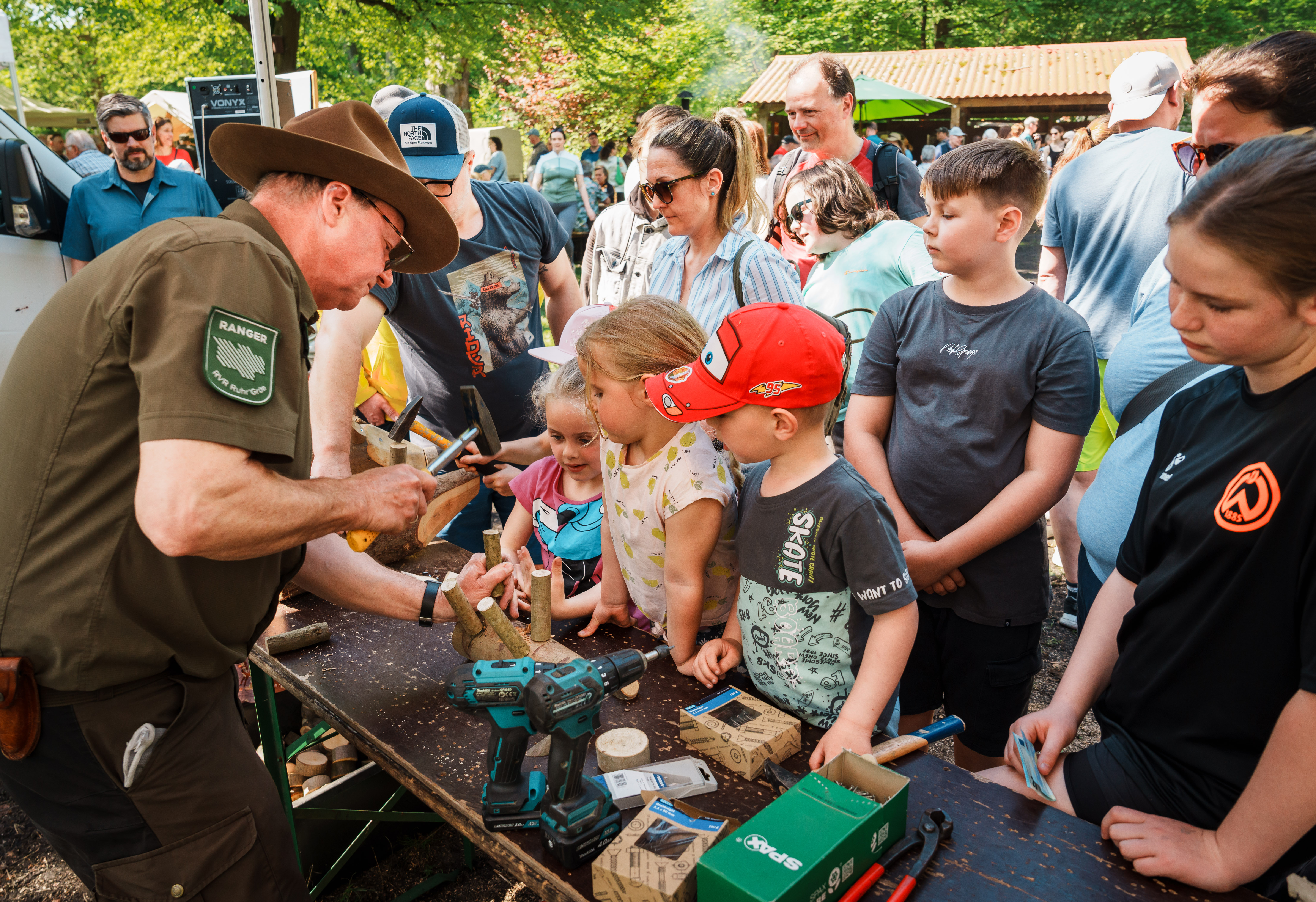 Beim Handwerkermarkt gibt's Aktionen für Groß und Klein.